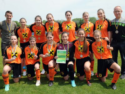 Oberstufen-Mädchen sind Fußball-Vizelandesmeisterinnen