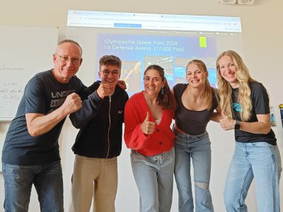ORF-Sportreporterin Veronika Kratochwil zu Besuch im TSB-Wahlpflichtfach