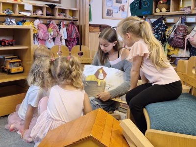 Vorlesestunde im Kindergarten Hammerweg